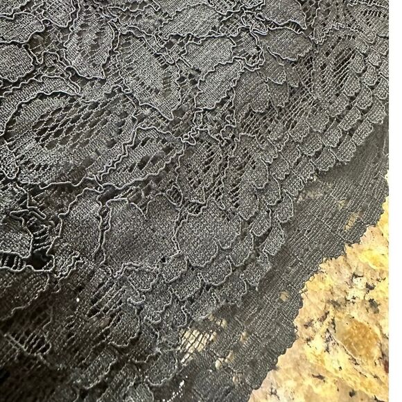 Banana Republic Black Lace Crochet Mini Pencil Skirt Size 00P Petite Whimsigoth - Picture 16 of 16